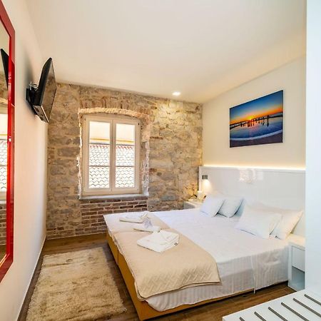 Idassa Atrium Rooms Zadar Buitenkant foto
