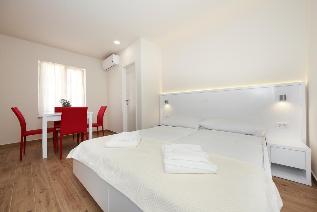 Idassa Atrium Rooms Zadar Buitenkant foto