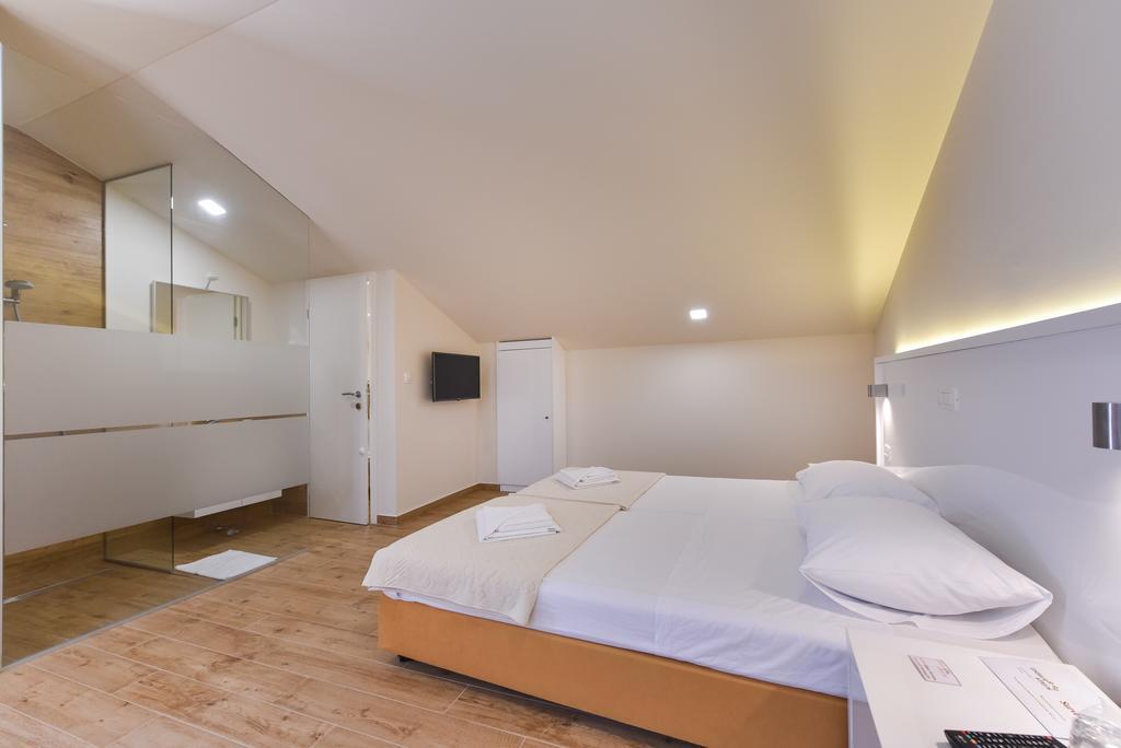 Idassa Atrium Rooms Zadar Buitenkant foto