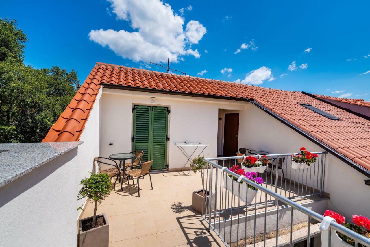 Idassa Atrium Rooms Zadar Buitenkant foto