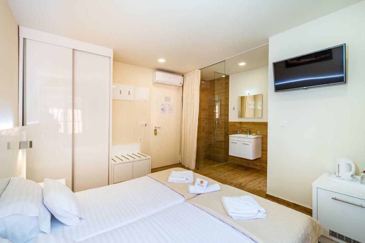 Idassa Atrium Rooms Zadar Buitenkant foto