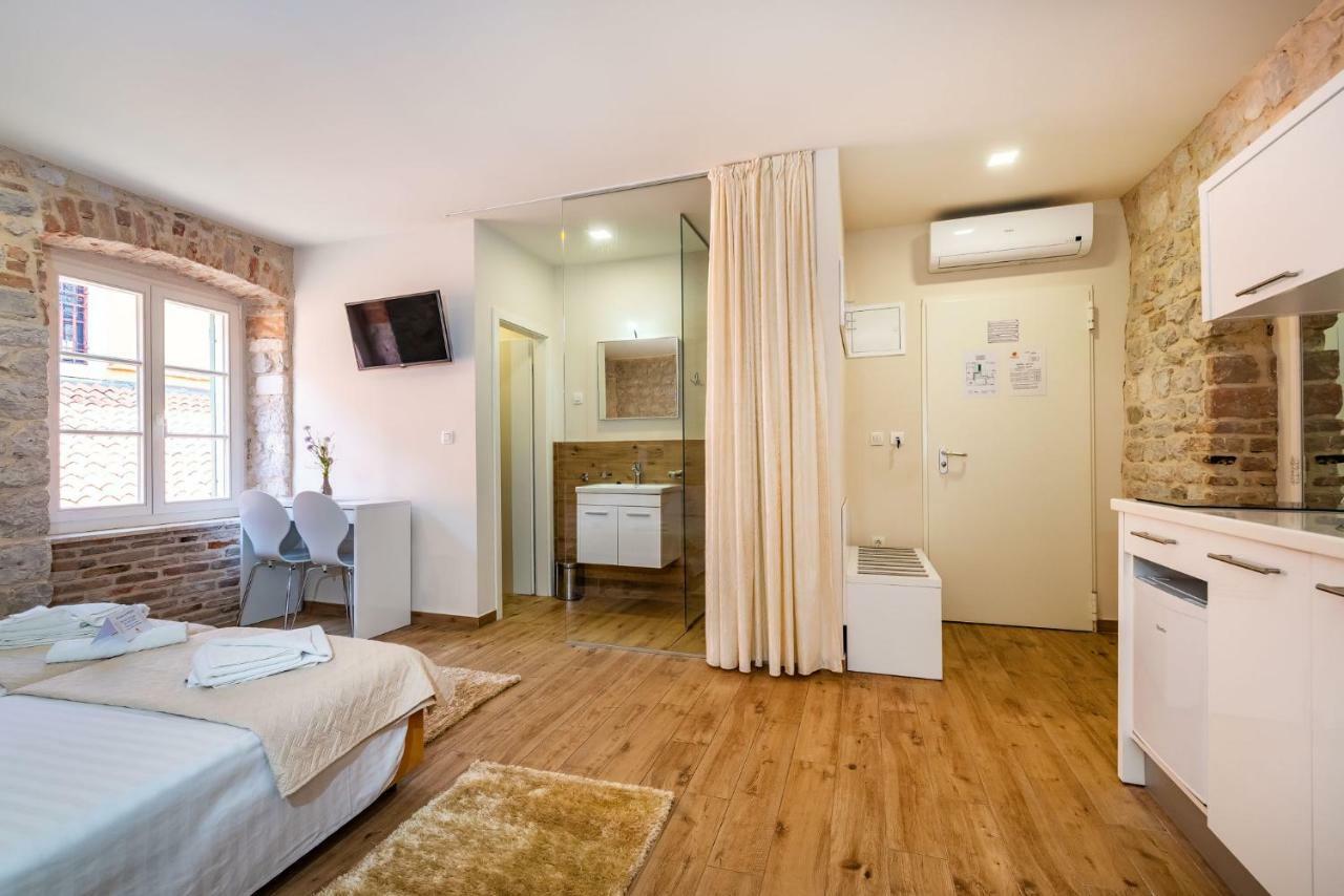 Idassa Atrium Rooms Zadar Buitenkant foto