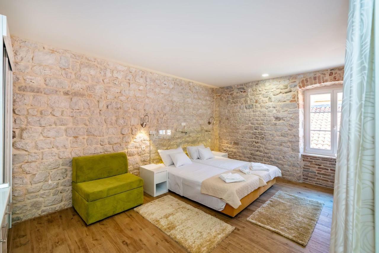 Idassa Atrium Rooms Zadar Buitenkant foto
