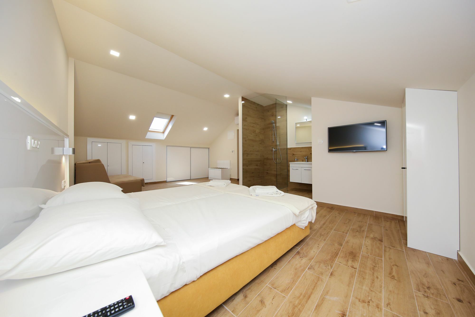Idassa Atrium Rooms Zadar Buitenkant foto